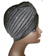 Load image into Gallery viewer, Diamond Studded Turban
