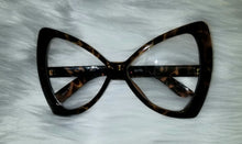 Load image into Gallery viewer, Oversized Brown Tortoiseshell Cat Eye Glasses
